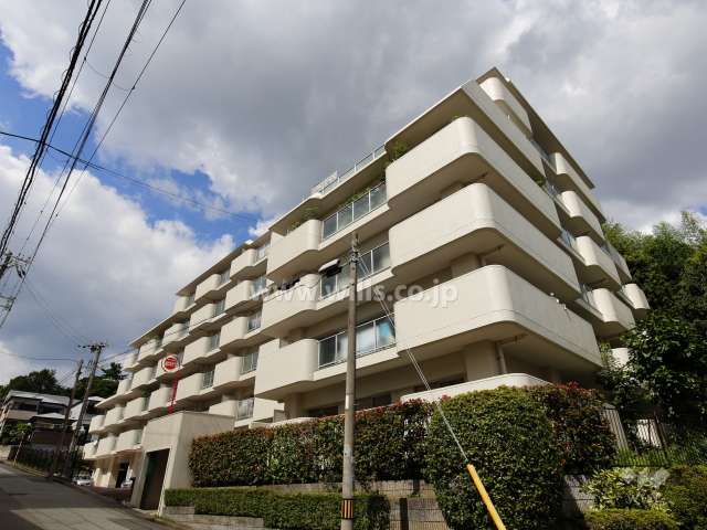 グランドメゾン広田の外観（南側から）