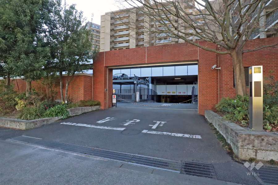 駐車場の出入り口