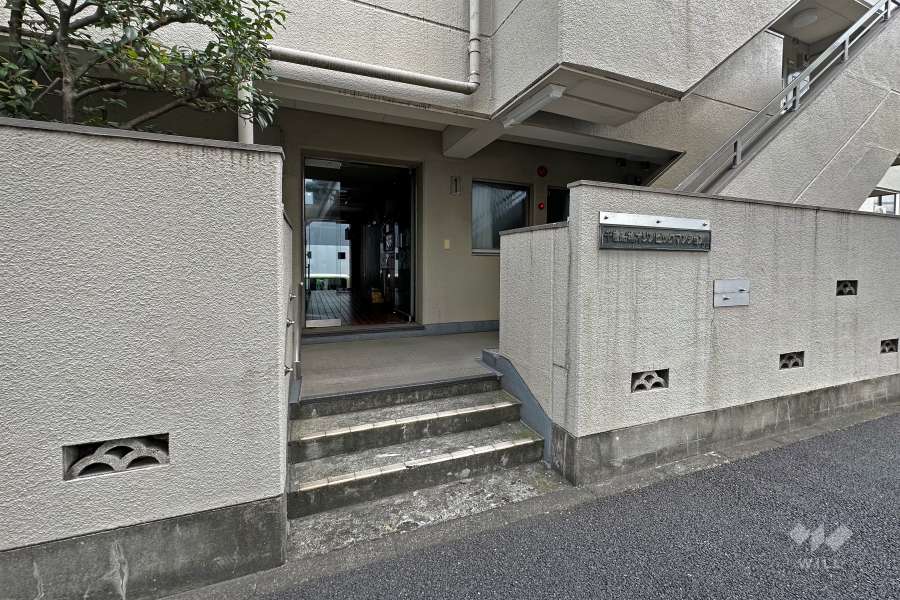 エントランス（西側）