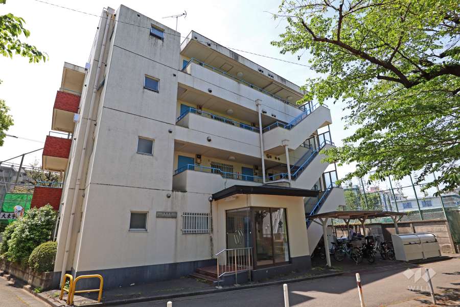 千歳船橋サマリヤマンションの外観(北東側から）