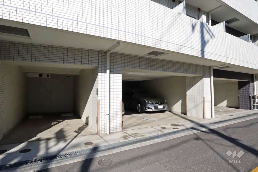 敷地内駐車場（屋内平面式）