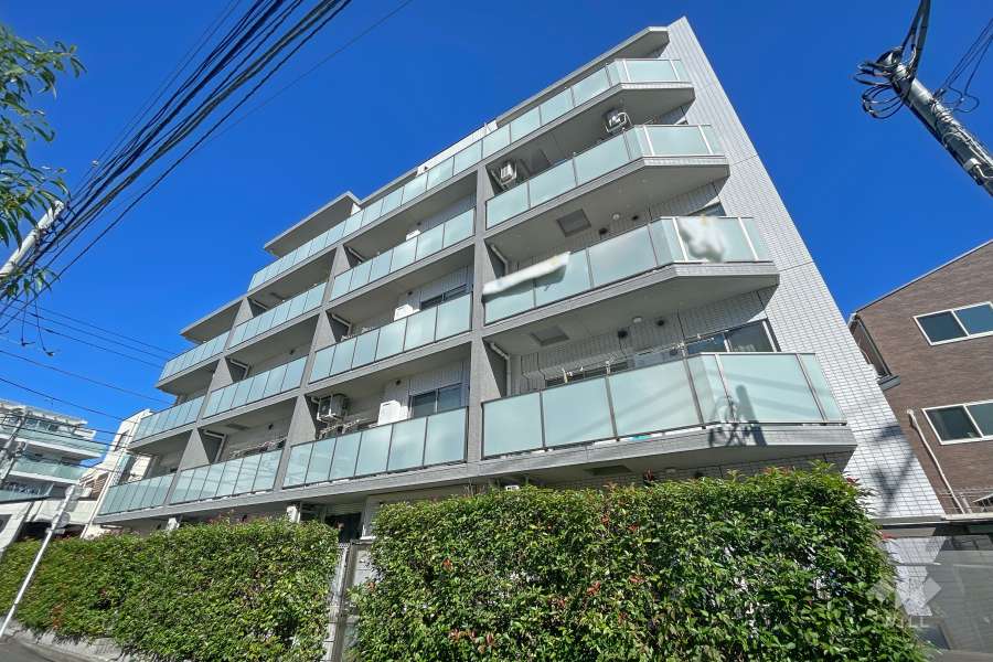 セイガステージ千歳船橋の外観（南側から）