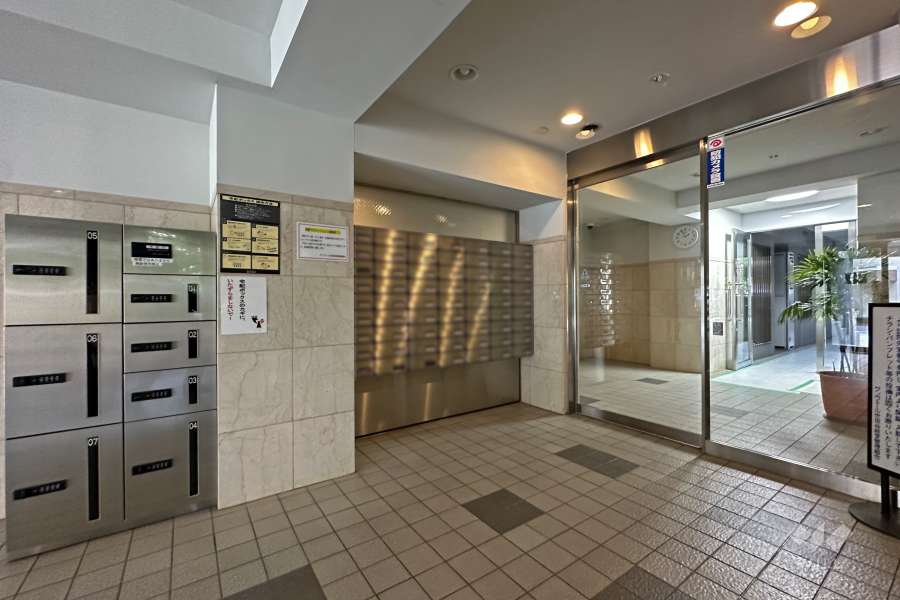 エントランスホール