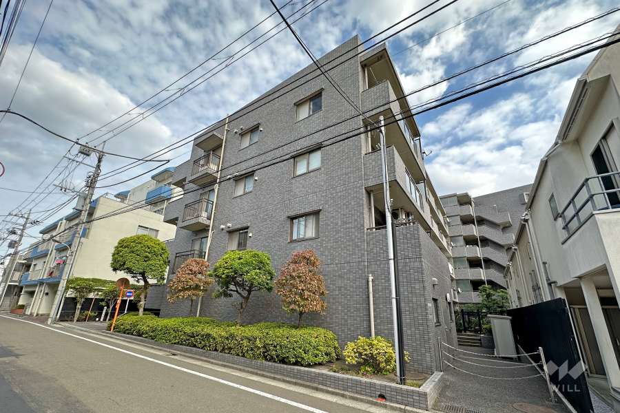 ソフィア経堂の外観（南西側から）