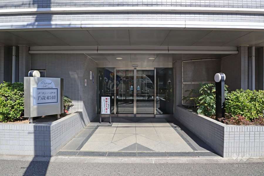 エントランスアプローチ