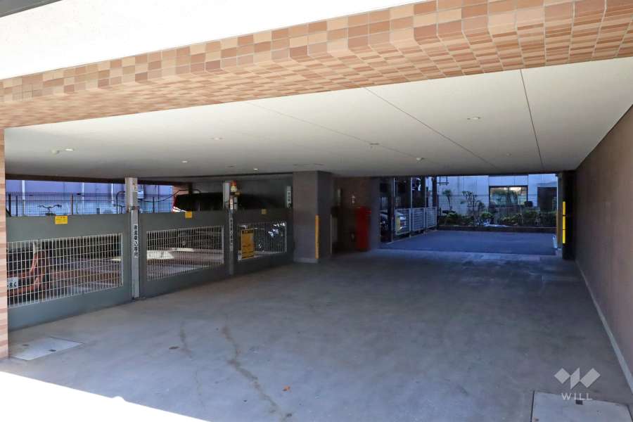 敷地内駐車場（屋内平面式）