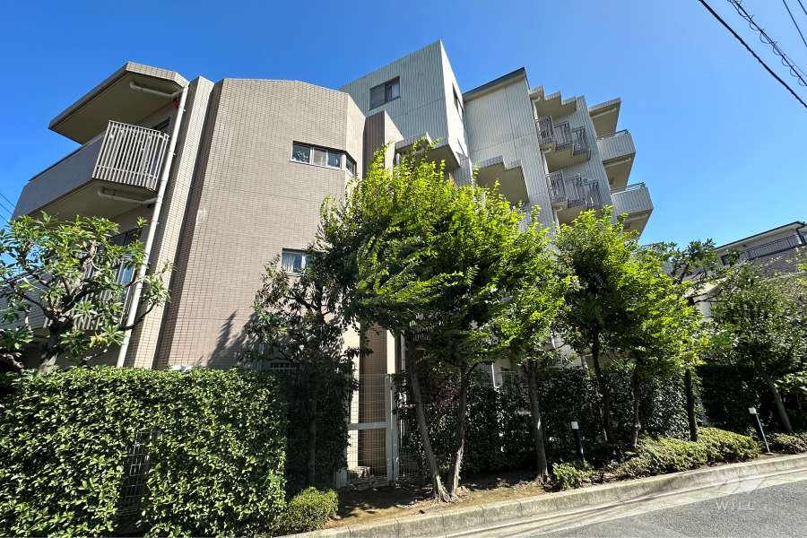 クレッセント千歳船橋の外観（西側から）