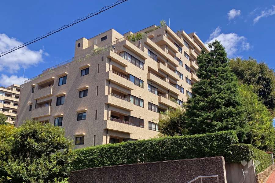 成城ハイム1号棟の外観（南西側から）