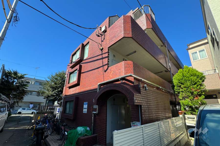 メゾン・ド・ブリーヤンの外観（南東側から）
