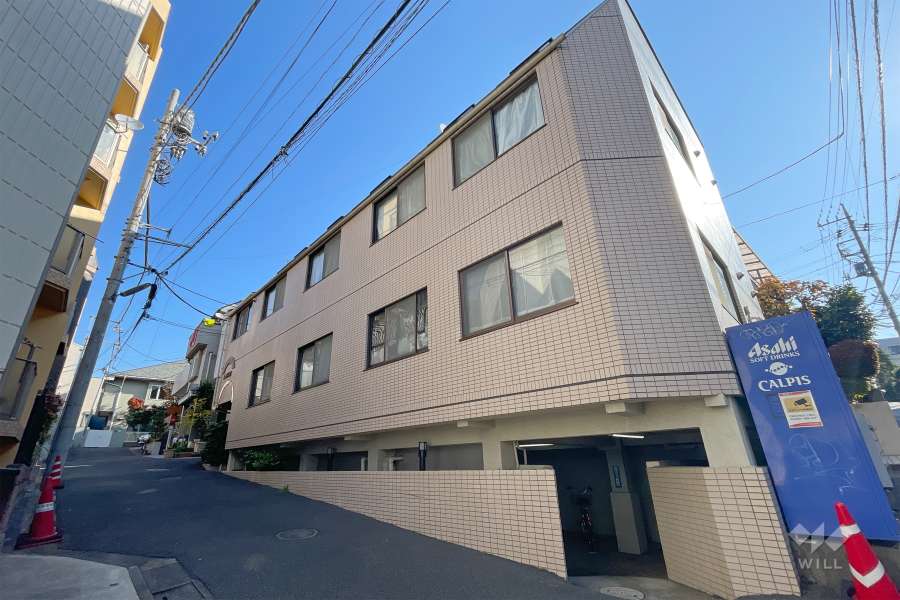 リバティヒルズ三軒茶屋の外観（南西側から）