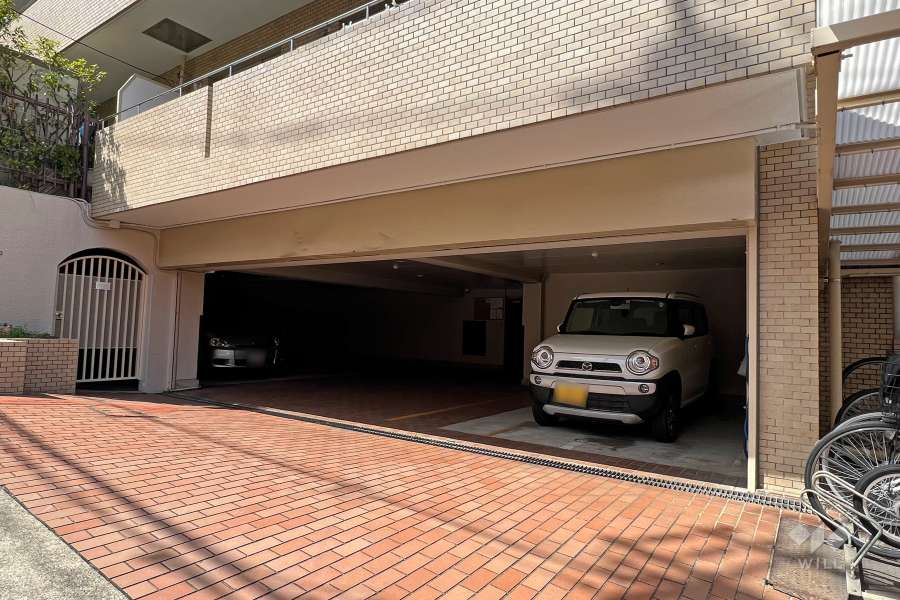 敷地内駐車場(屋内平面式)