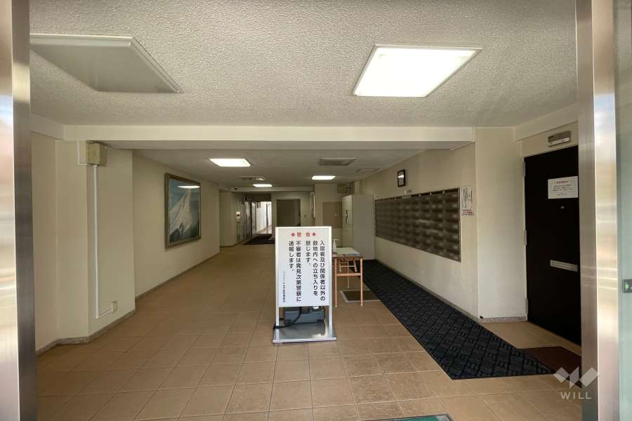 エントランスホール