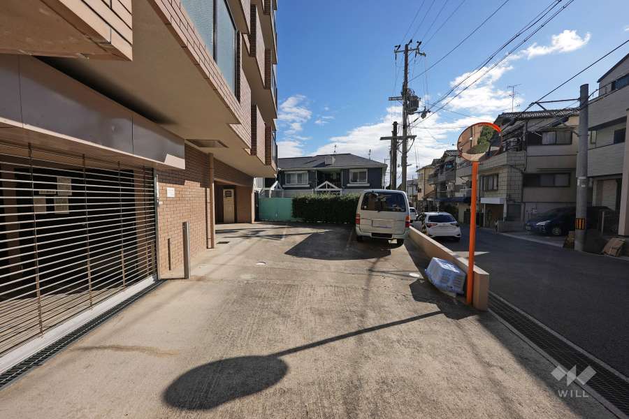 敷地内駐車場（屋外平面式）