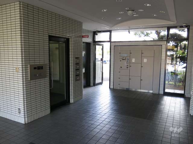 エントランスホール