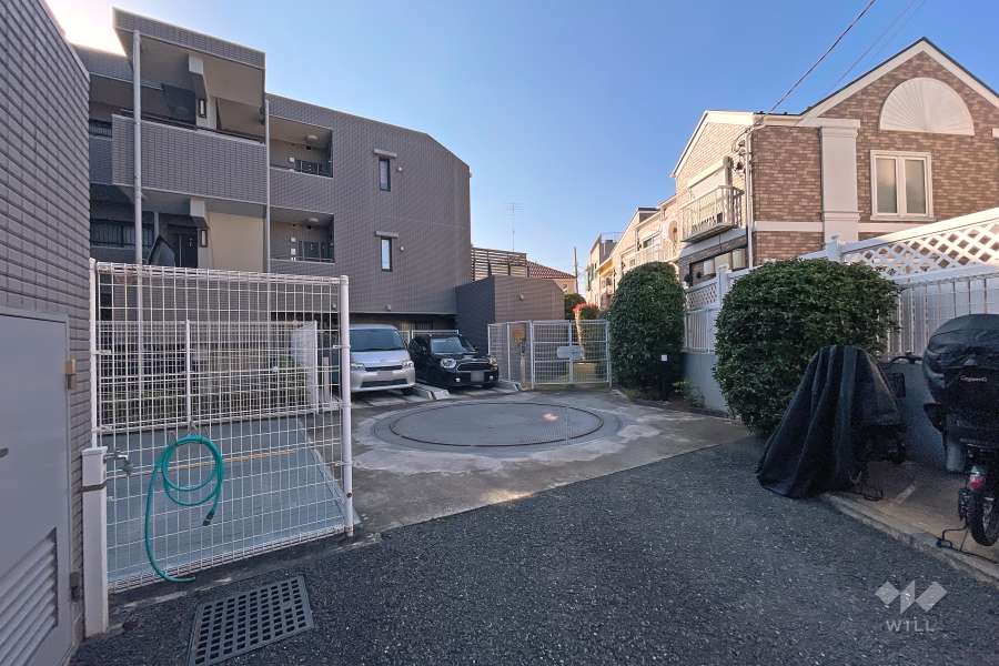 敷地内駐車場（屋外平面式）