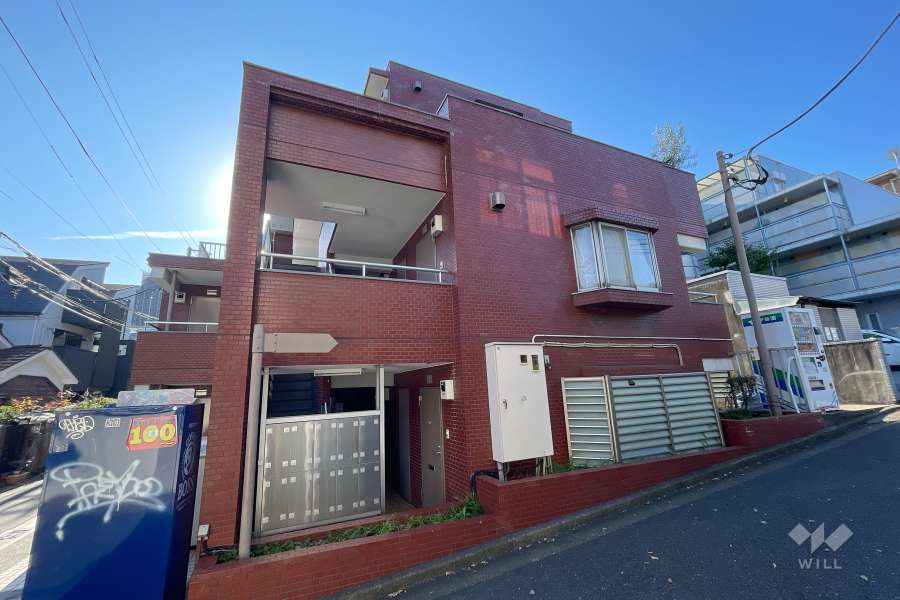 ユースフル三軒茶屋の外観（北東側から）