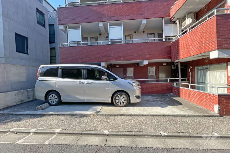 敷地内駐車場（屋外平面式）