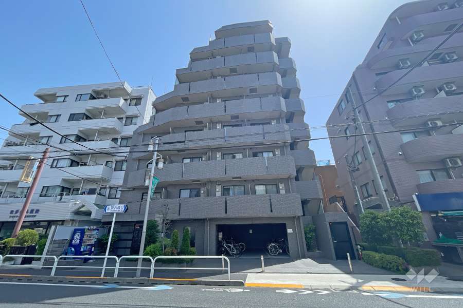 ルーブル下北沢の外観（西側から）