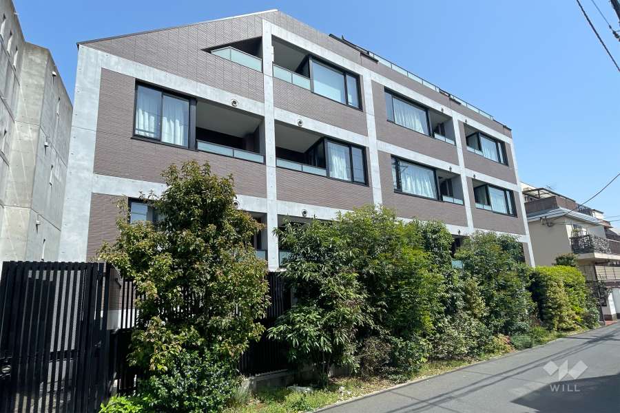 ピアース下北沢の外観（南西側から）　