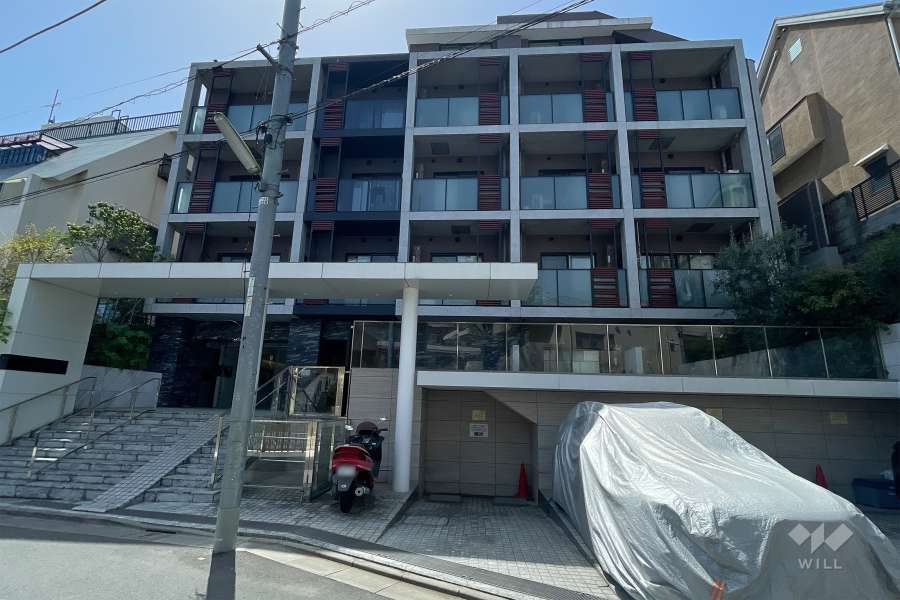 ピアース下北沢の外観（北側から）　