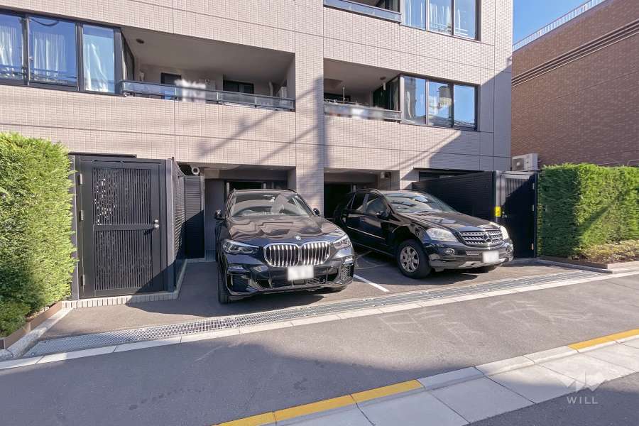 敷地内駐車場（屋外平面式）