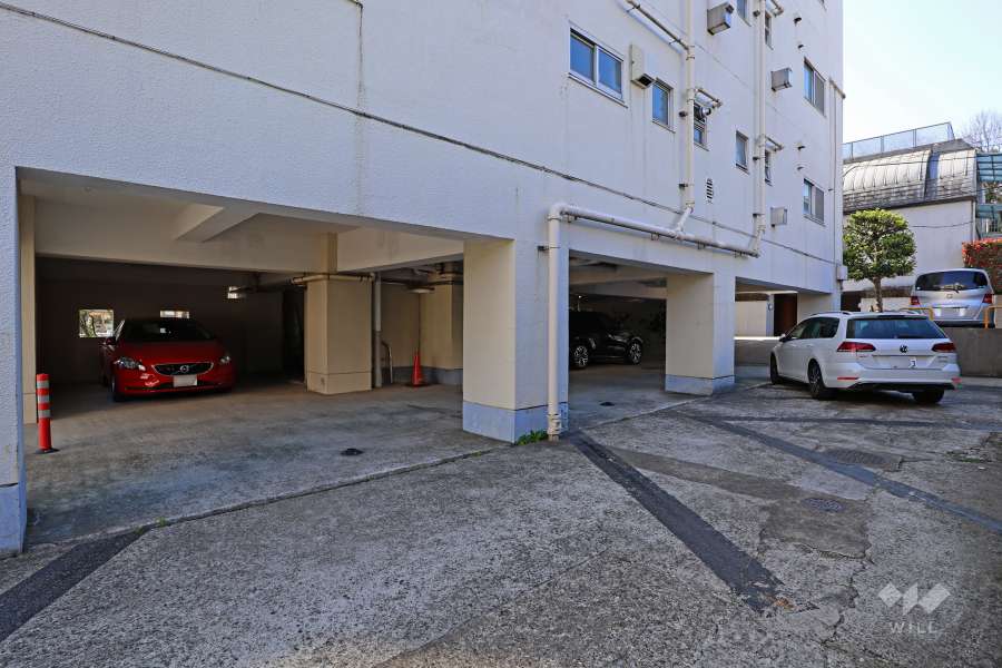 敷地内駐車場（屋内平面式）