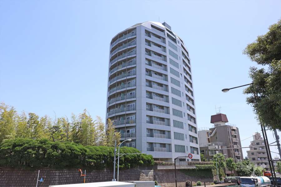 グランツオーベル世田谷代田の外観-(北西側から)