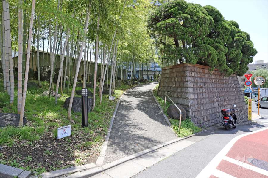 敷地の出入り口