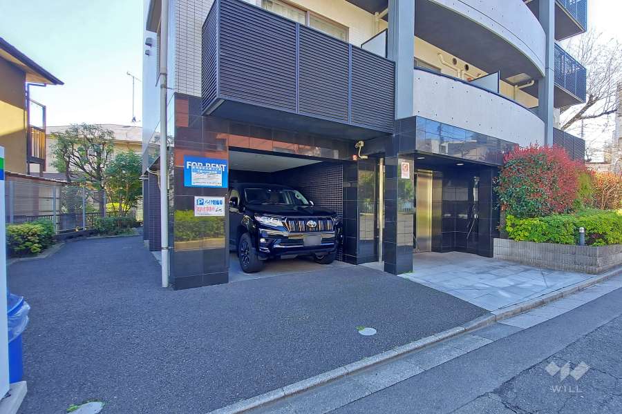 マンションの1階部分