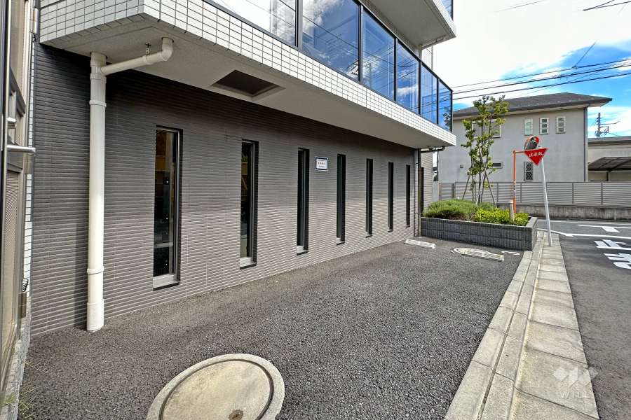 敷地内駐車場（屋外平面式）