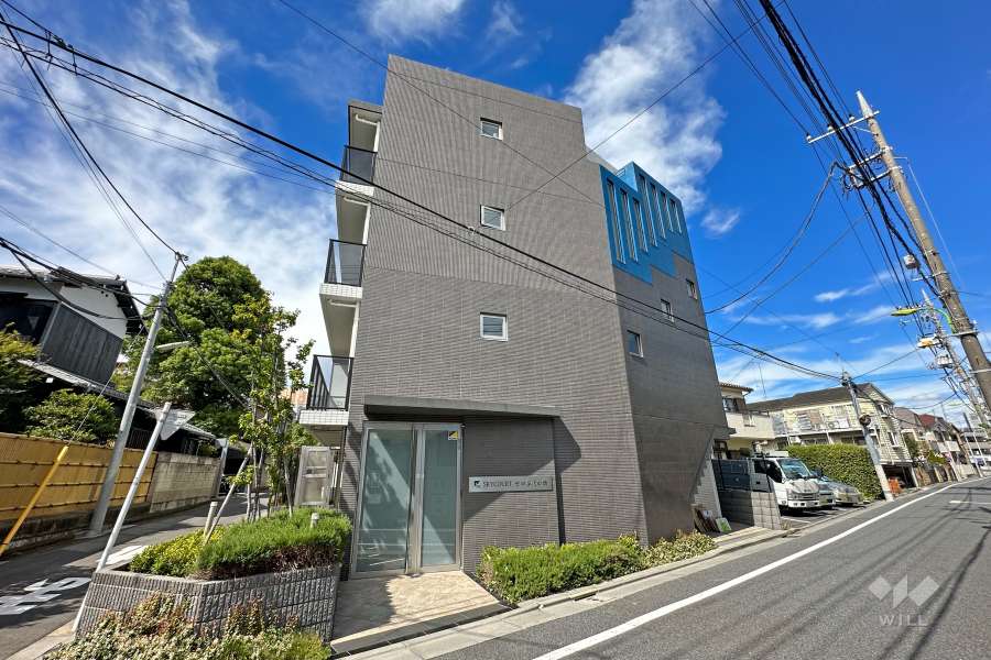 スカイコート世田谷代田橋の外観（南西側から）