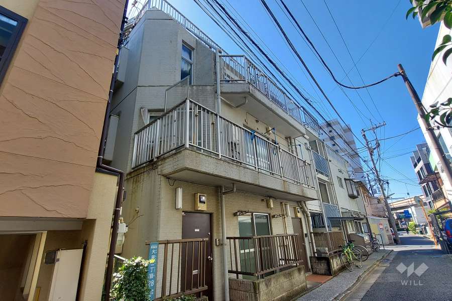 サカエ代田橋マンション外観(北東側から)