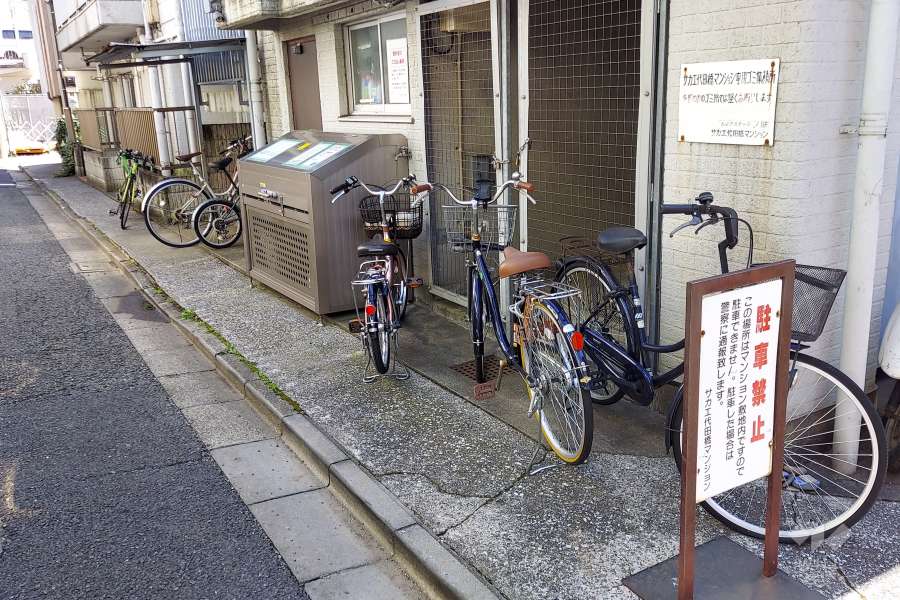 駐輪場