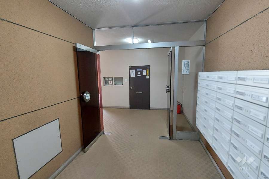 エントランスホール