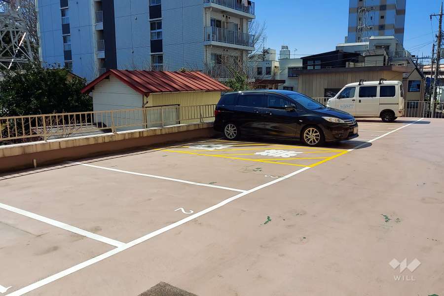 敷地内駐車場（屋外平面式）