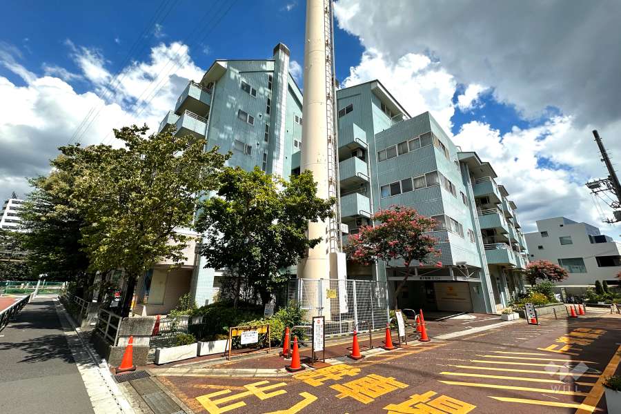 ステーションプラザ代田橋の外観（南西側から）