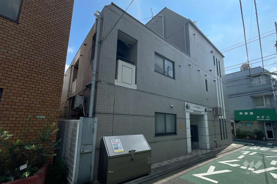 ピアグランド下北沢の外観（北側から）