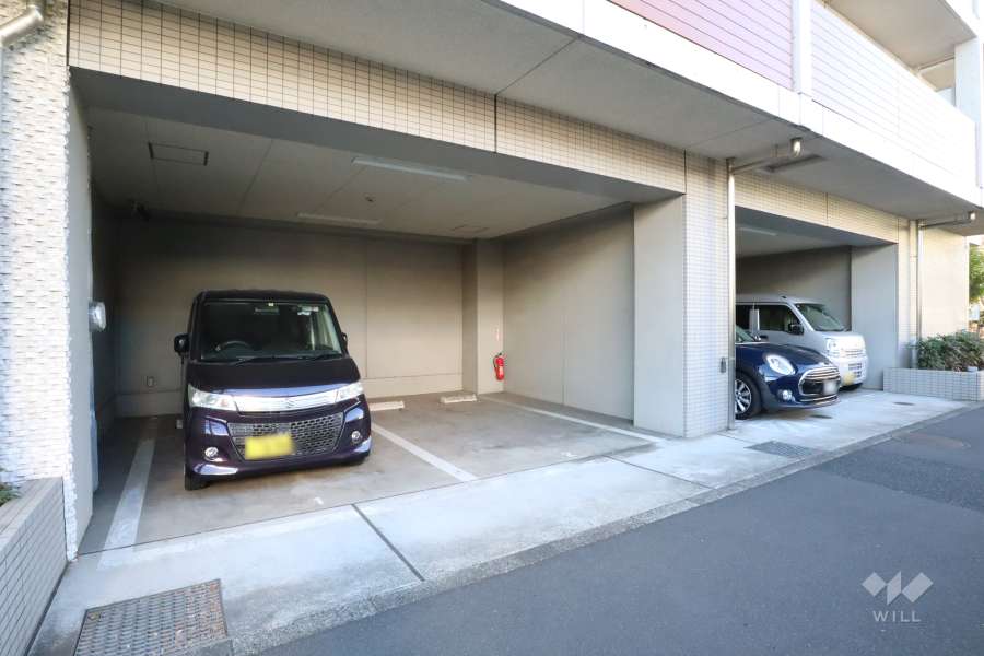 敷地内駐車場（屋内平面式）