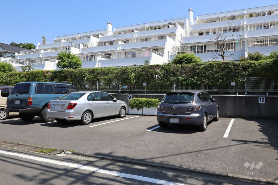 敷地内駐車場（屋外平面式）