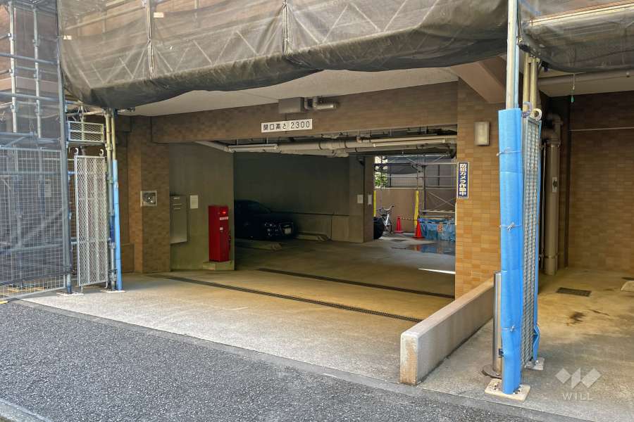 駐車場出入口