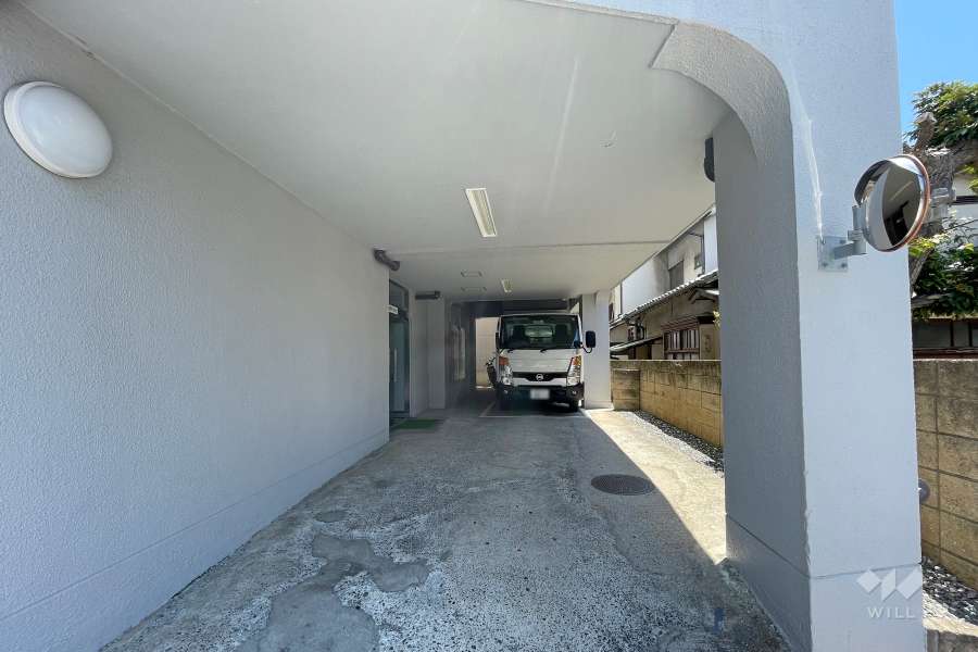 エントランスアプローチ