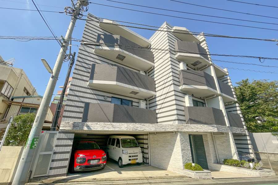 マンションの外観（東側から）