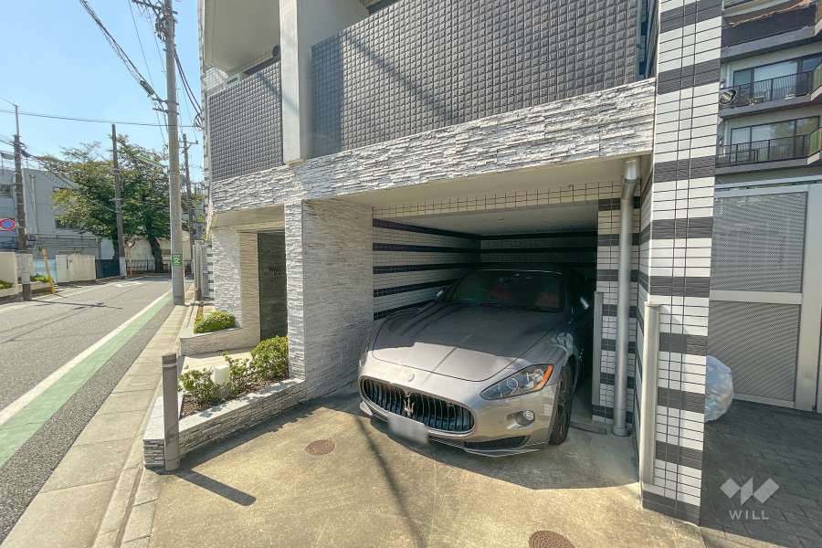 敷地内駐車場（屋内平面式）