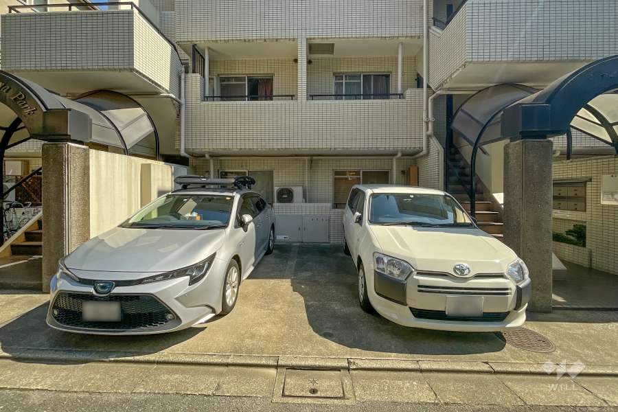 敷地内駐車場（屋外平面式）