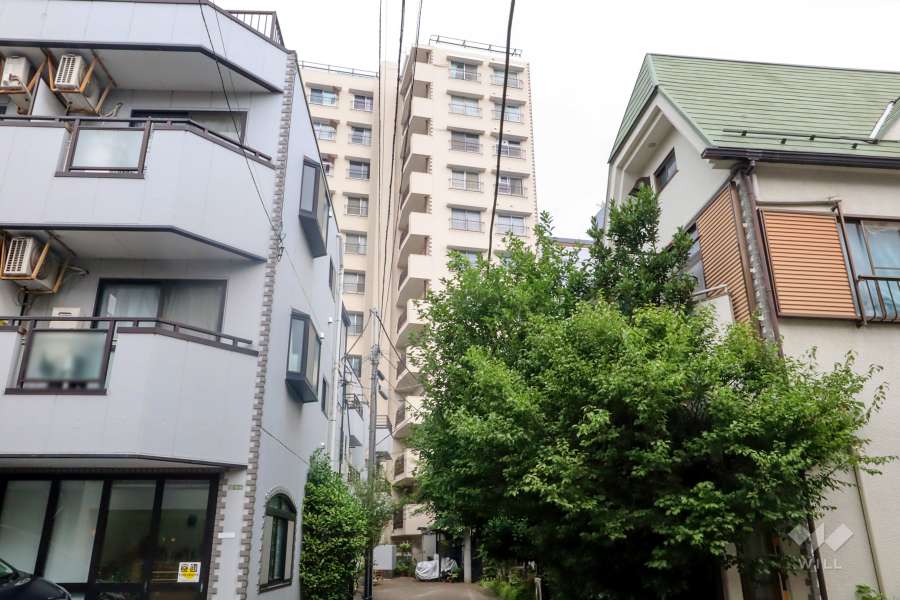 カーサ池尻の外観（南東側から）