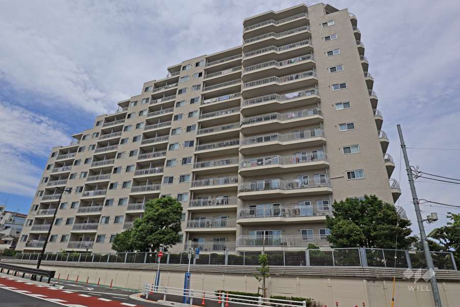 シーアイマンション駒場A号棟の外観（南西側から）