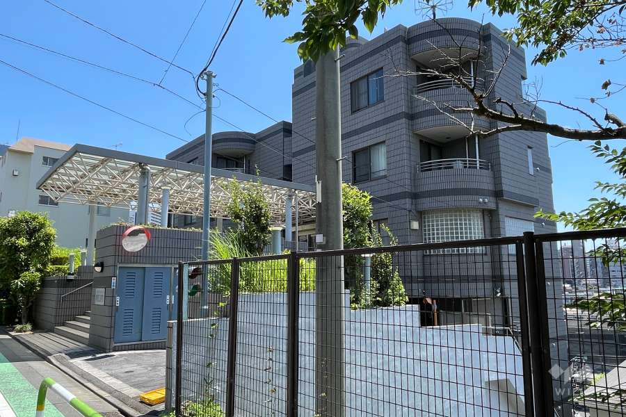 グランドメゾン池尻の外観（北西側から）