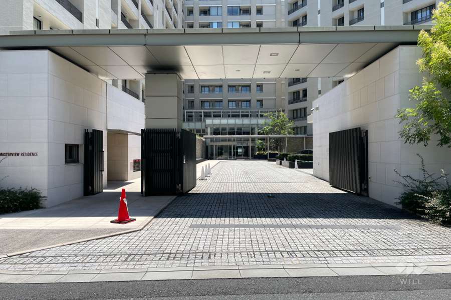 駐車場の出入り口