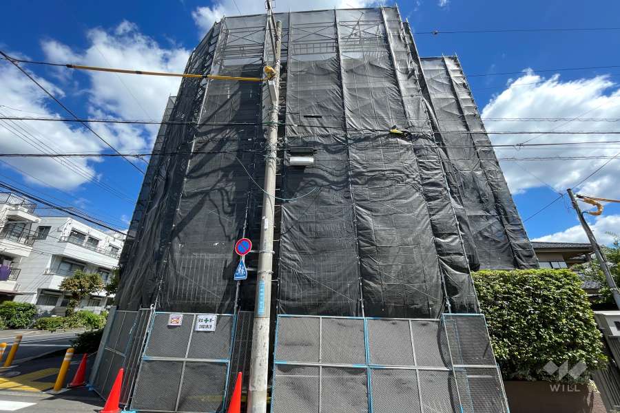 ジュネス駒沢の外観（西側から）※2023年12月現在、大規模修繕修繕工事中