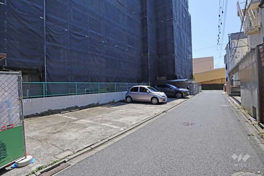 敷地内駐車場（屋外平面式）